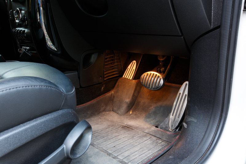 regular cleaning window cleaning